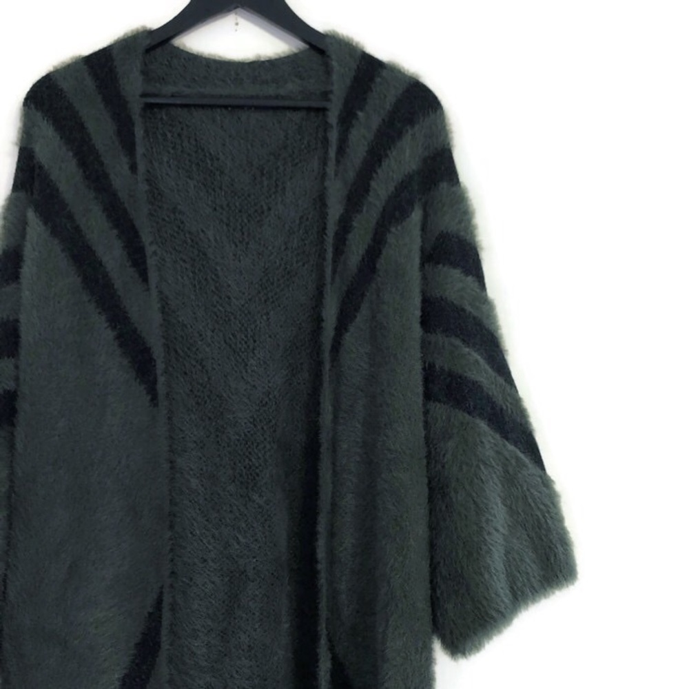 Do Everything In Love Green Striped Furry Cardigan